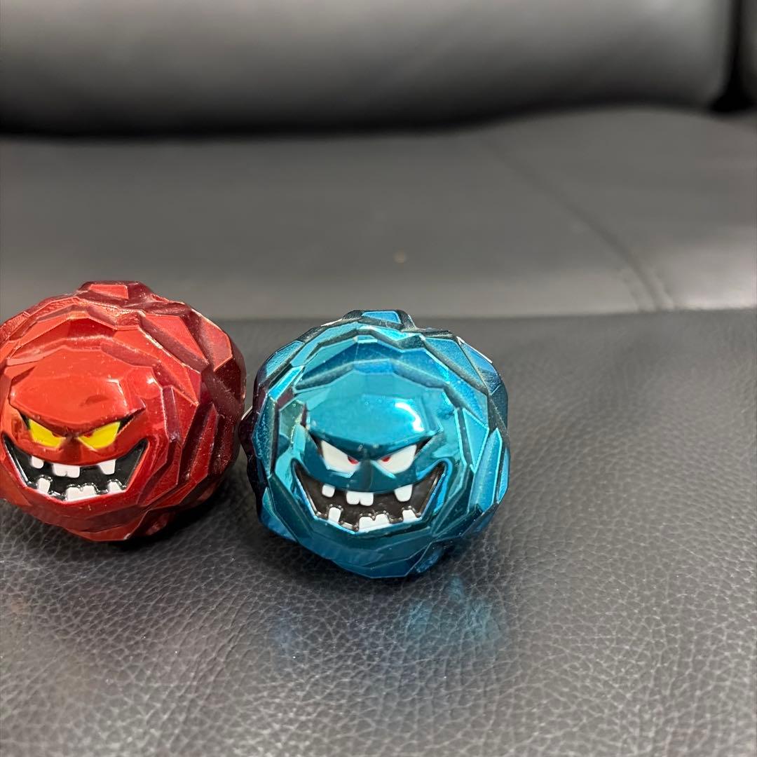 メタリックモンスターズギャラリー　メガザルロック　ばくだんいわ