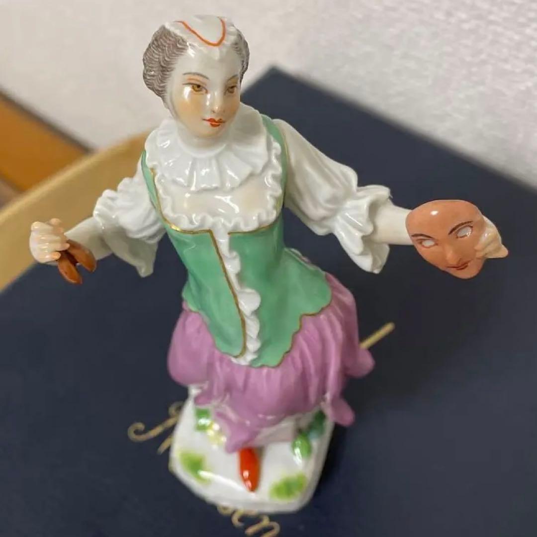 ＊ケンドラー＊コロンビーヌ＊高さ１４cm・左手の一部に綺麗な修復あり・マイセン・