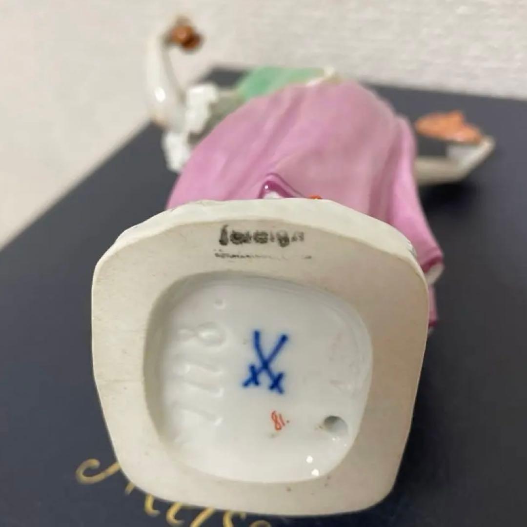 ＊ケンドラー＊コロンビーヌ＊高さ１４cm・左手の一部に綺麗な修復あり・マイセン・