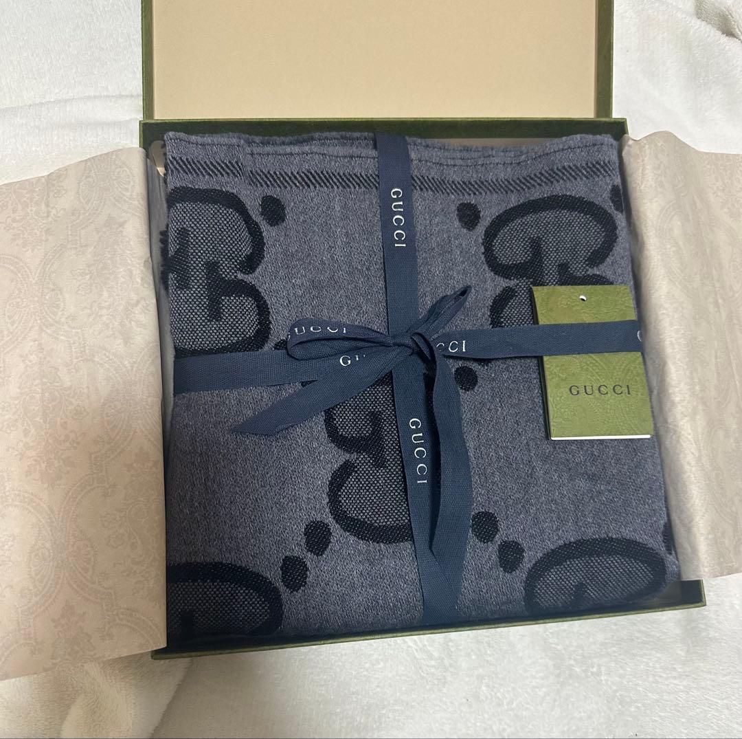 GUCCI ギフト包装用紙袋 ネイビー 大 マフラー