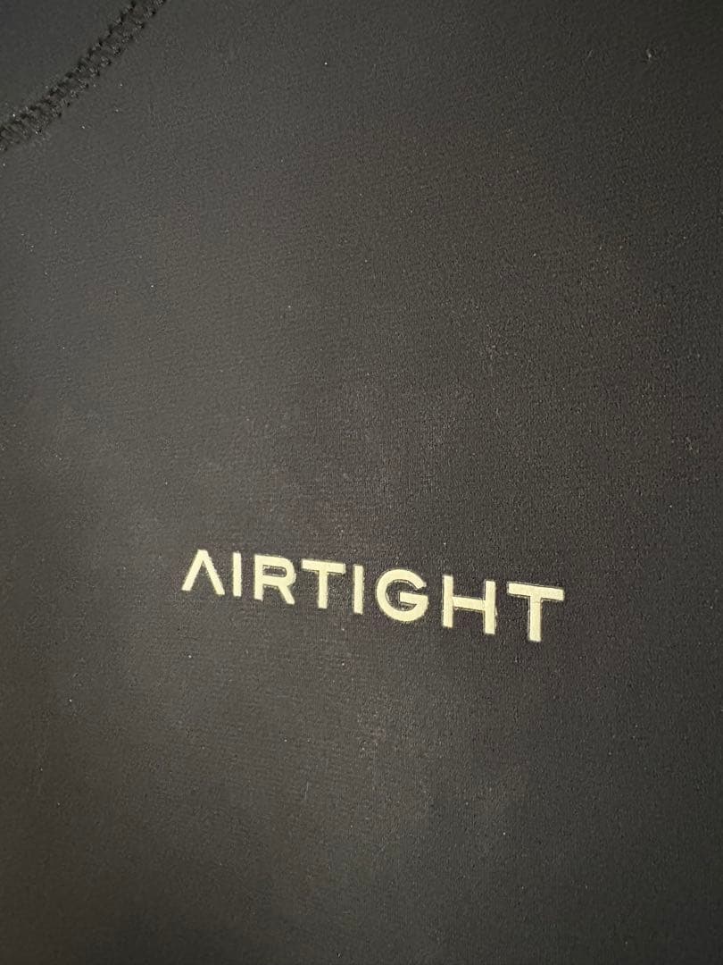 AIRTIGHT スプリングウェットスーツ