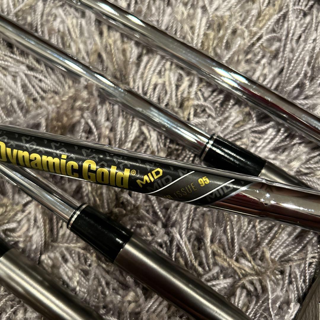 限定！スリクソンzxi5アイアンブラッククロム