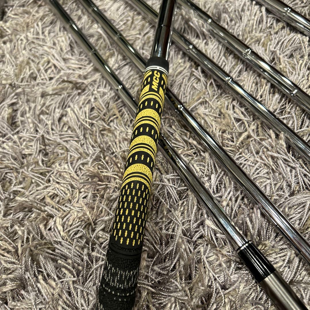 限定！スリクソンzxi5アイアンブラッククロム