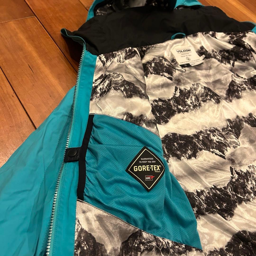 VOLCOM ゴアテックス　スノーボードジャケット　女性用 M