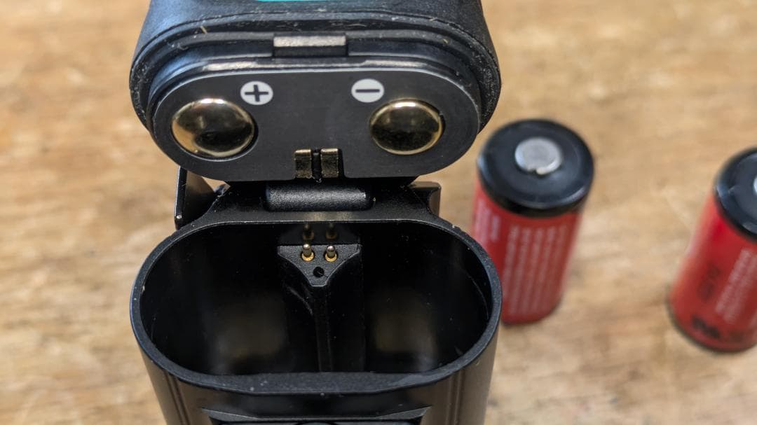 OLIGHT BALDR RL LED＋グリーンレーザー タクティカルライト