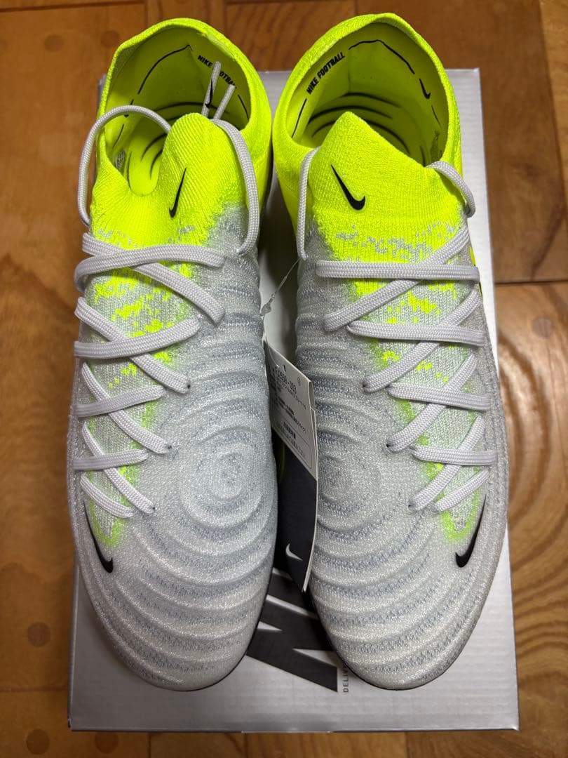 新品　サイズ有　廃盤品　大特価　ナイキ　ファントム GX 2 エリート FG