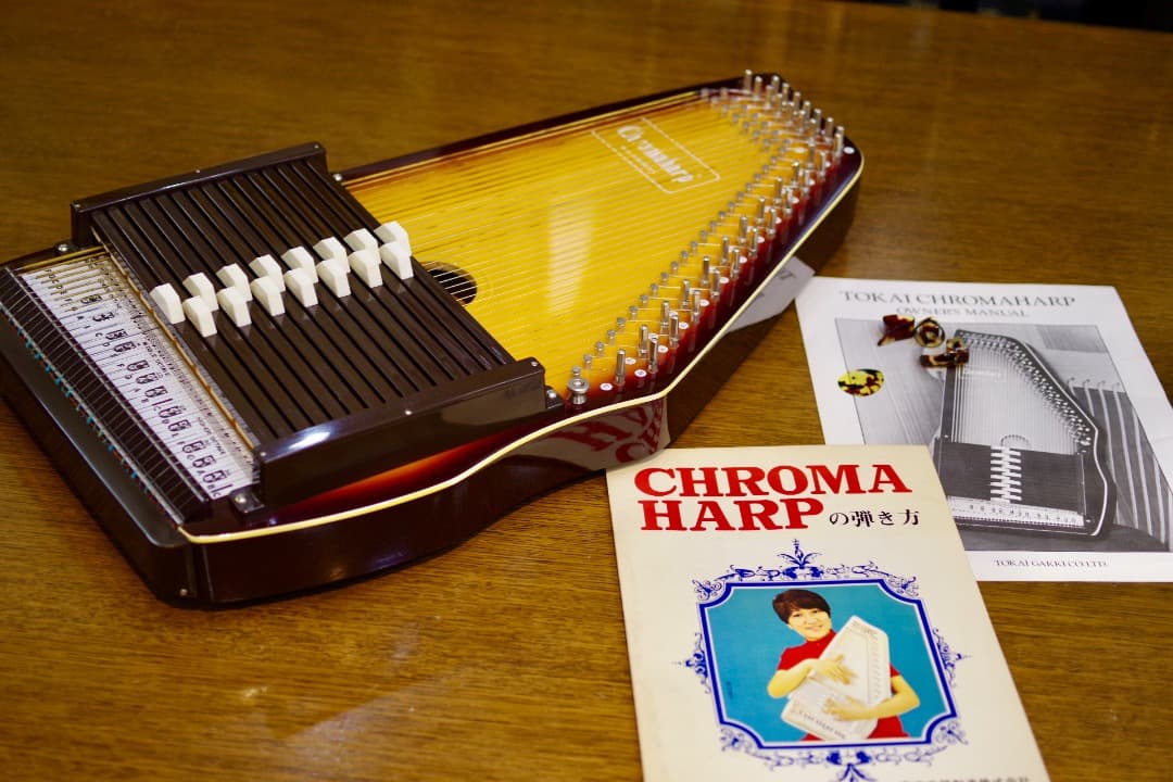 TOKAI GAKKIクロマハープCH-2S（教本、ハードケース付）