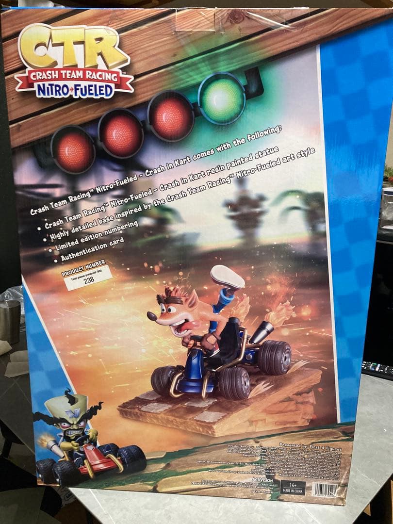 First4Figures クラッシュ　チームレーシング ニトロ　フィギュア