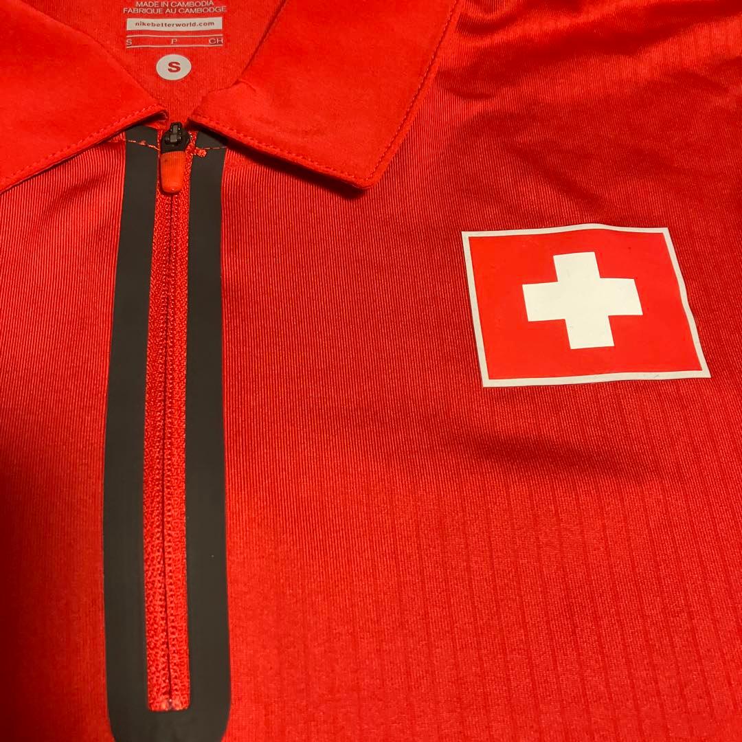 Nike スイス国旗 ポロシャツ　デビスカップ優勝　ウェア