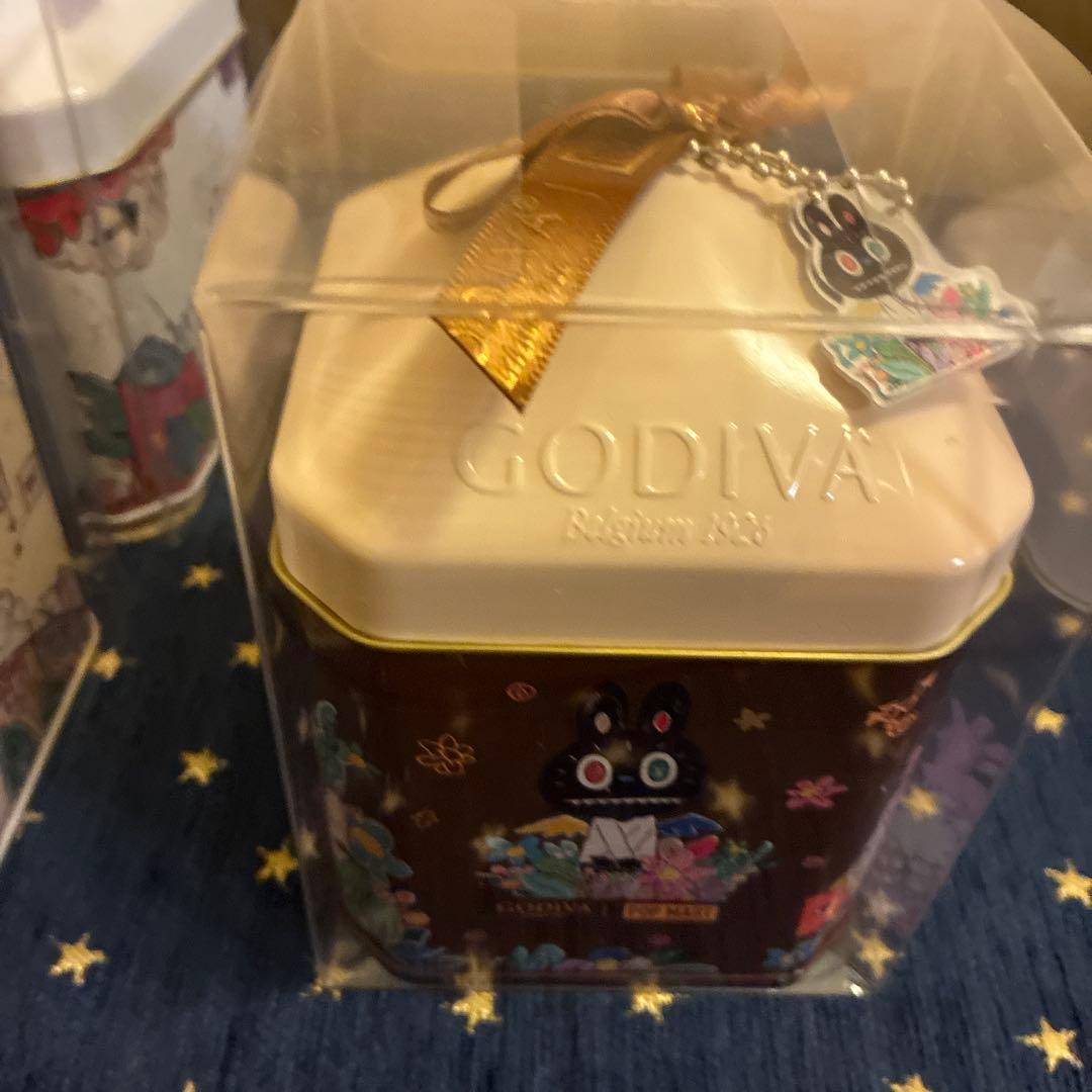 GODIVA LABUBU コラボ未開封3缶セット