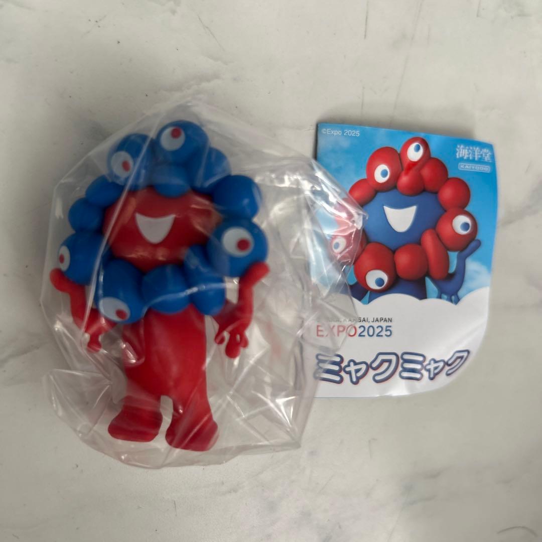 ミャクミャクラブブ　10/3購入　ガチャ　セット　ミャクミャク　ラブブ