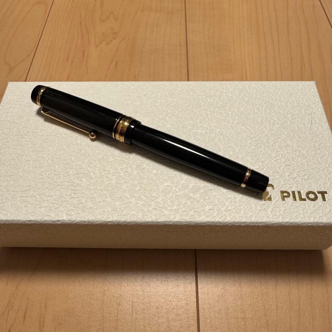PILOT カスタム845 M 中字 18K 万年筆