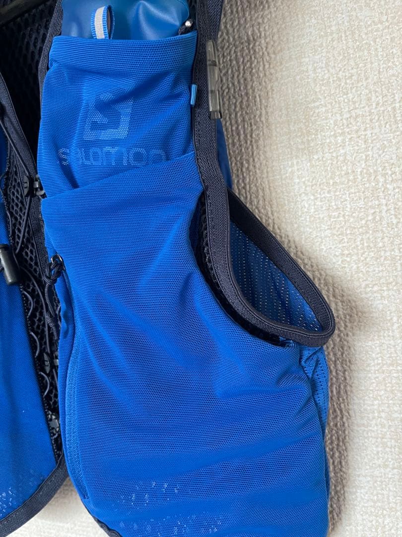 新品　サロモン　salomom トレラン　バックパックACTIVE SKIN 4