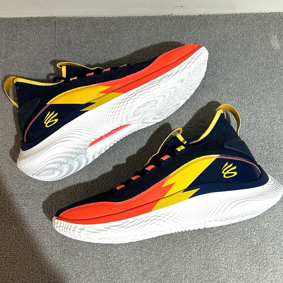 【新品】 CURRY 8 ステフィン カリー アンダーアーマー NIKE ナイキ