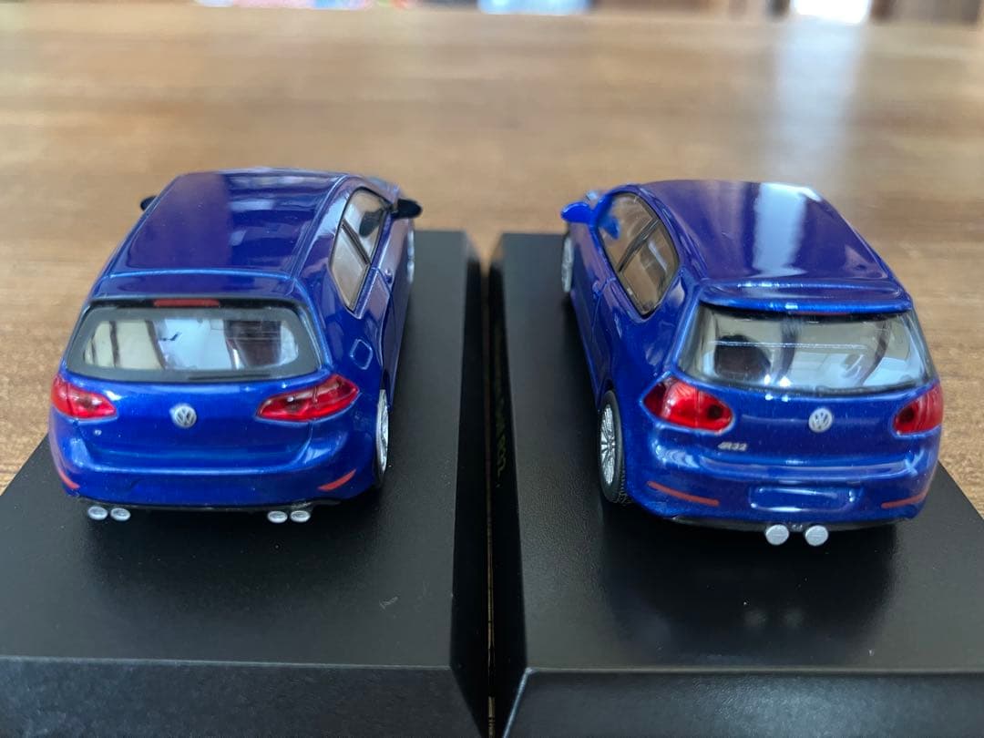 京商 1/64 フォルクスワーゲン ゴルフR32 ゴルフR 2台セット
