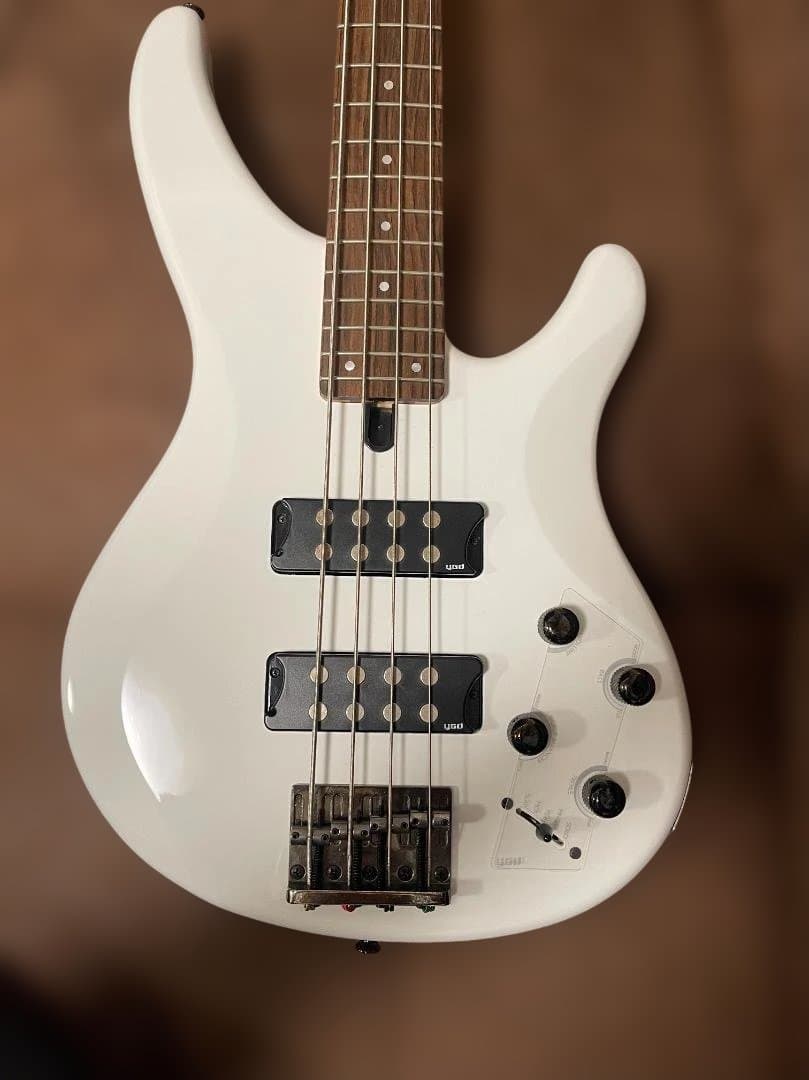 TRBX304 WH【おまけ付】YAMAHA ホワイト 白 ベース ヤマハ