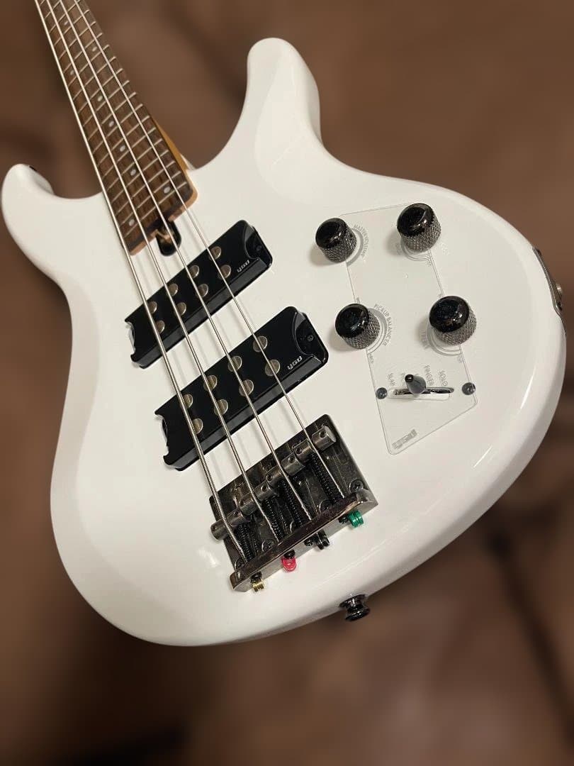 TRBX304 WH【おまけ付】YAMAHA ホワイト 白 ベース ヤマハ
