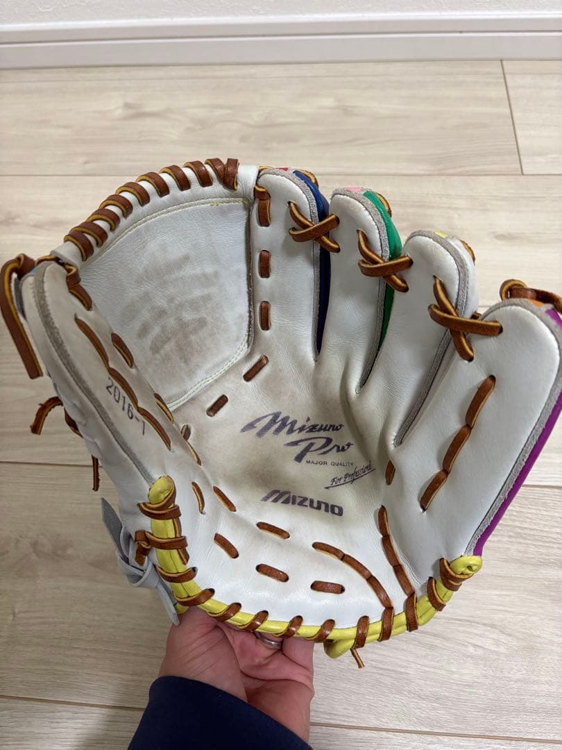 ミズノプロ支給品グローブ