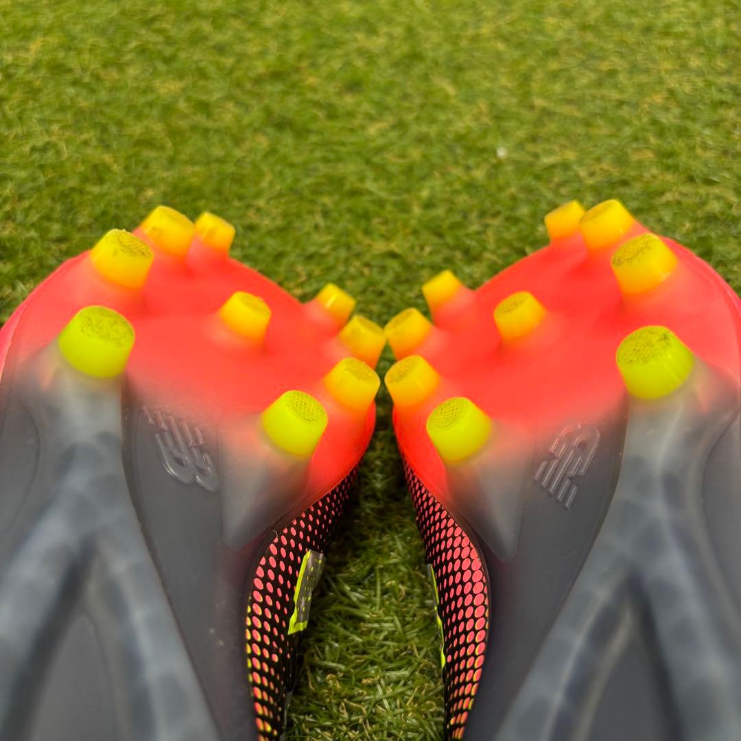 【即日発送 美品】New Balance TEKELA V4+ PRO HG