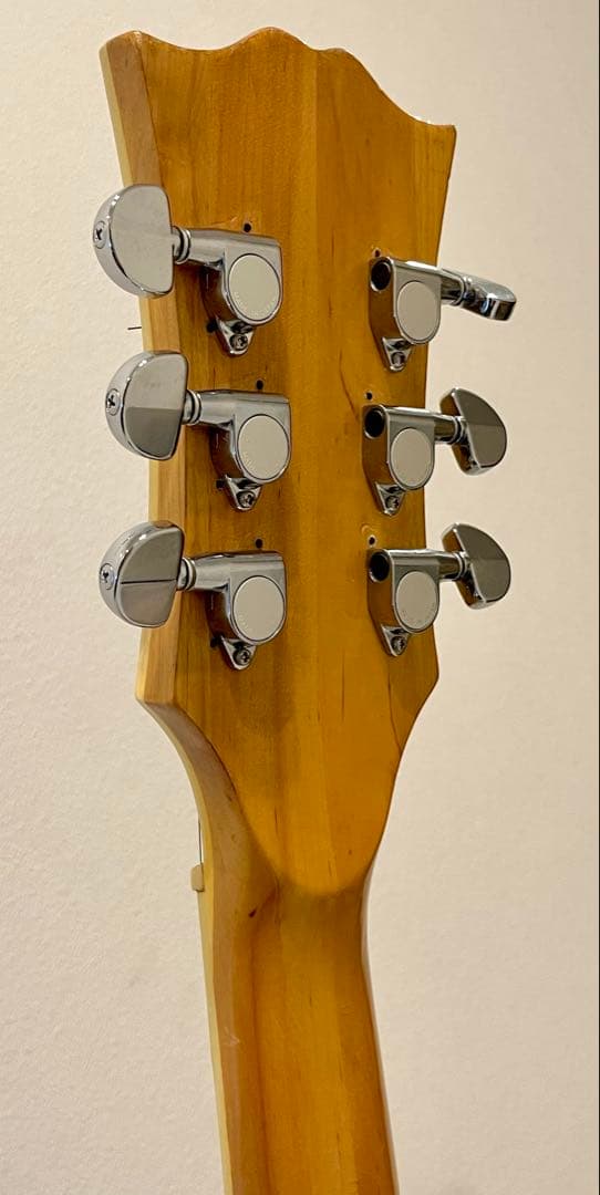 mosrite Avengers　セミアコ