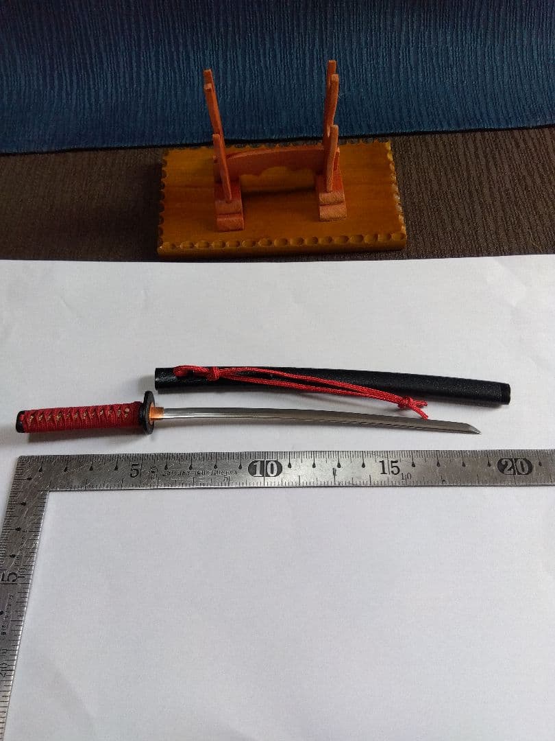 装飾ペーパーナイフ【日本刀型と２本刀掛け】