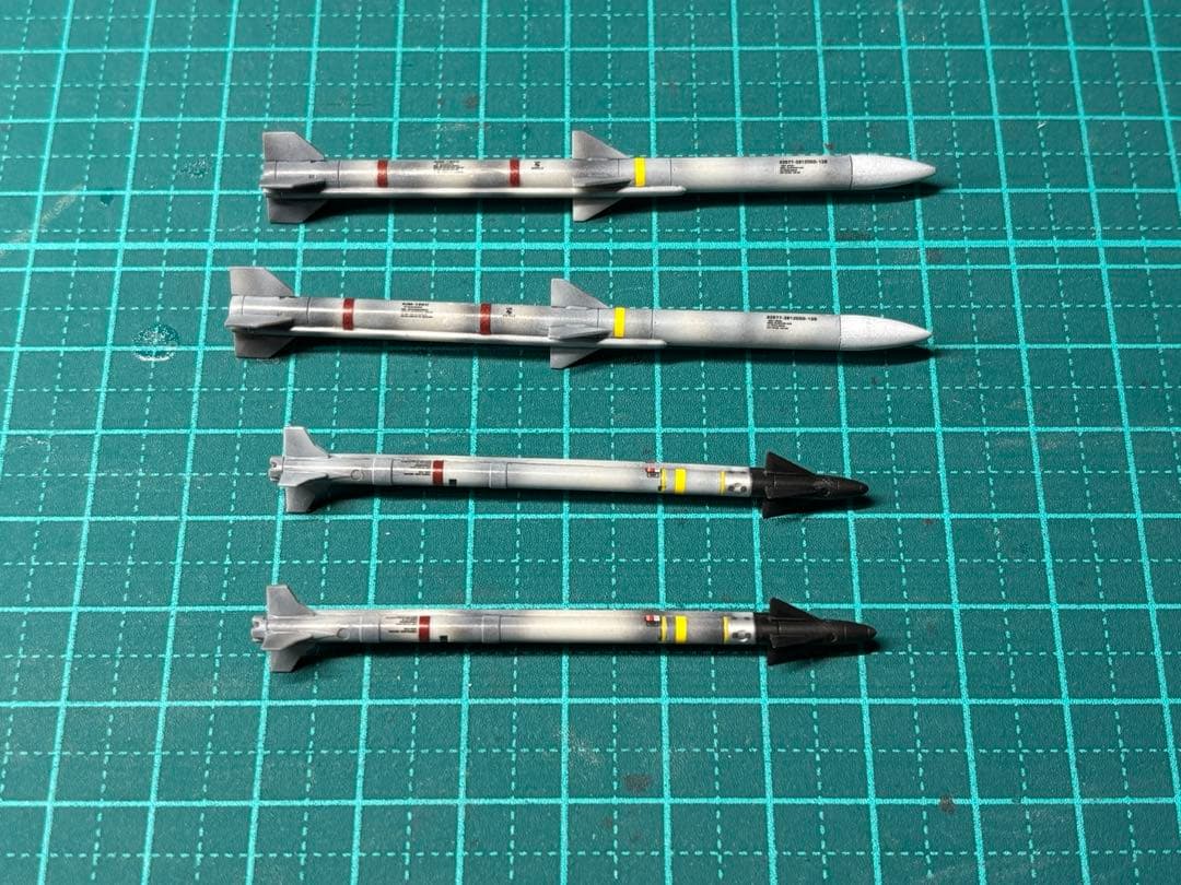 戦闘機　プラモデル完成品　タミヤ　1/48 F-16CJ