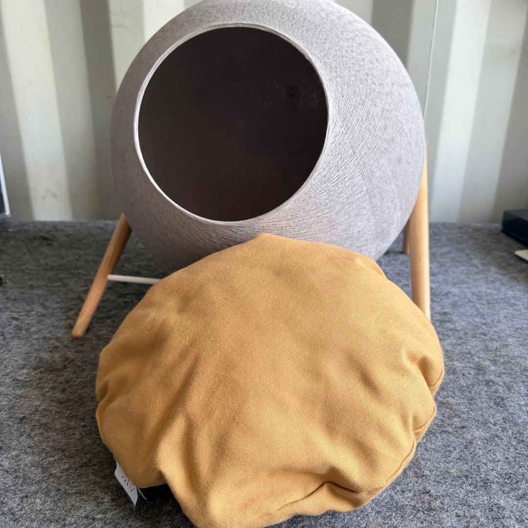 H40美品✨　MEYOU PARIS • ヨーロッパ製　猫　ペット　ベッド
