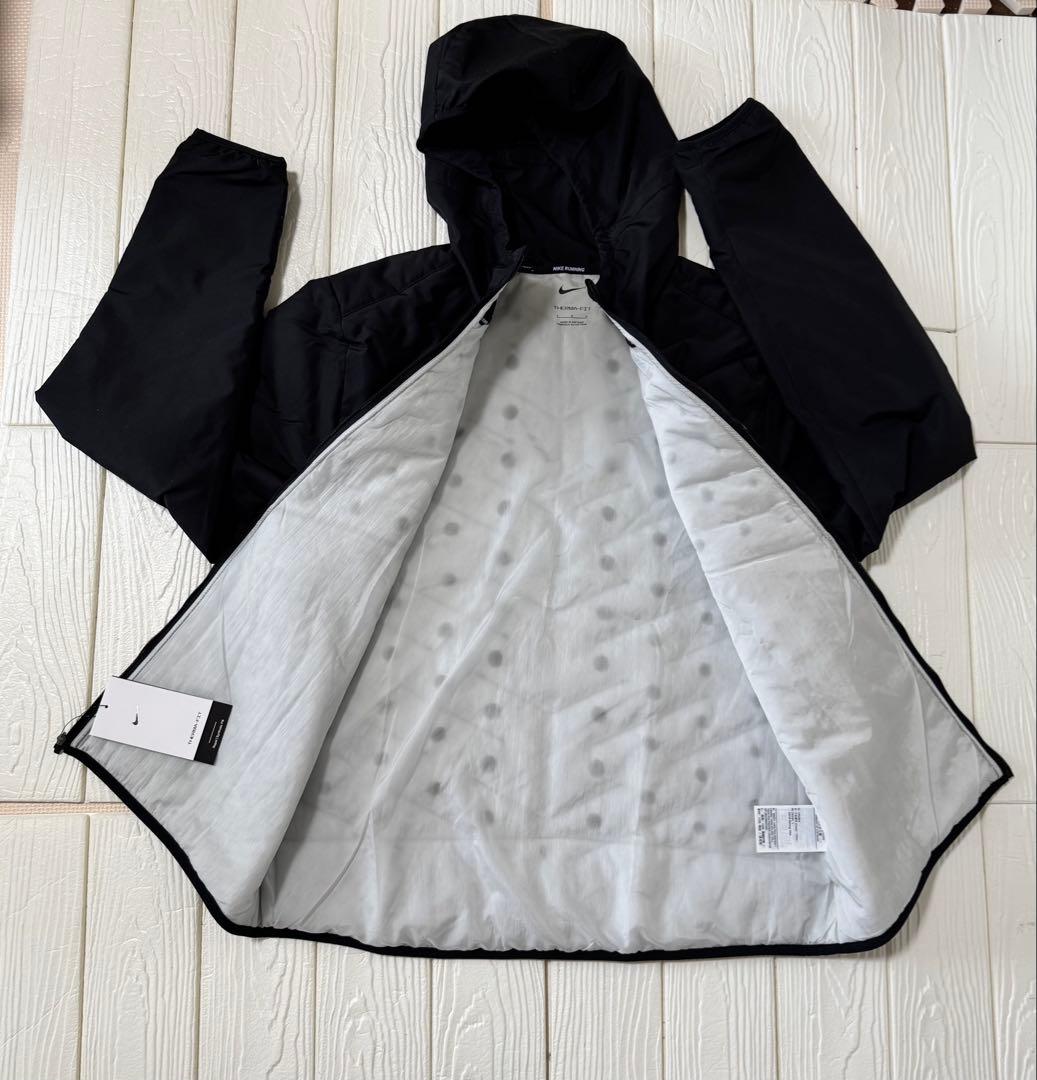 ナイキ ランニングジャケット　中綿ジャケット　メンズ　M 黒　パーカー　フード