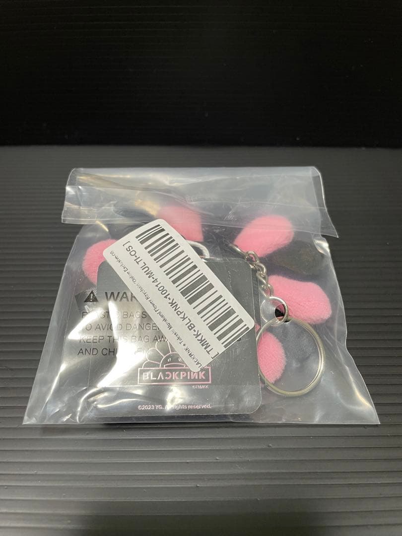 BLACKPINK × 村上隆 キーホルダー