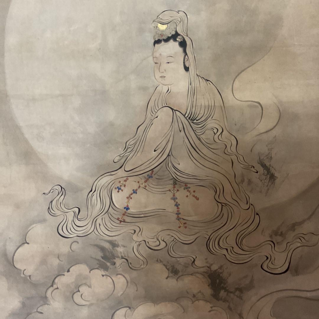 宏斎画肉筆画 紙本掛軸 【 雲上観音図 】 軸先仏具軸 良品桐箱付