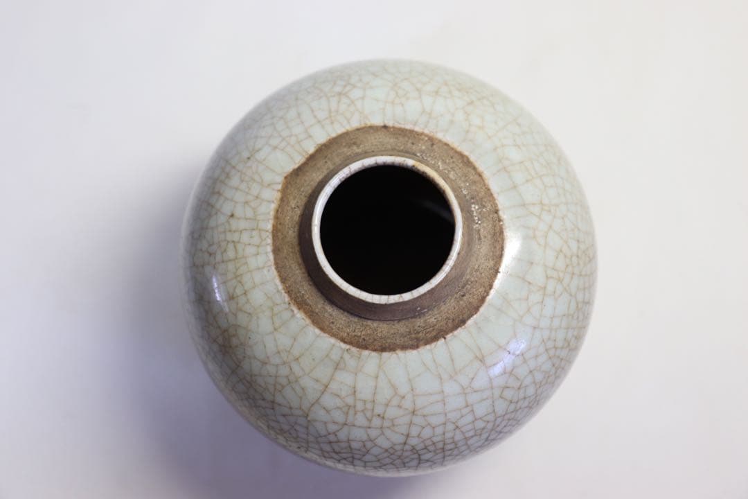 中国　清朝期　哥釉小壺　アンティーク　送料込み0717