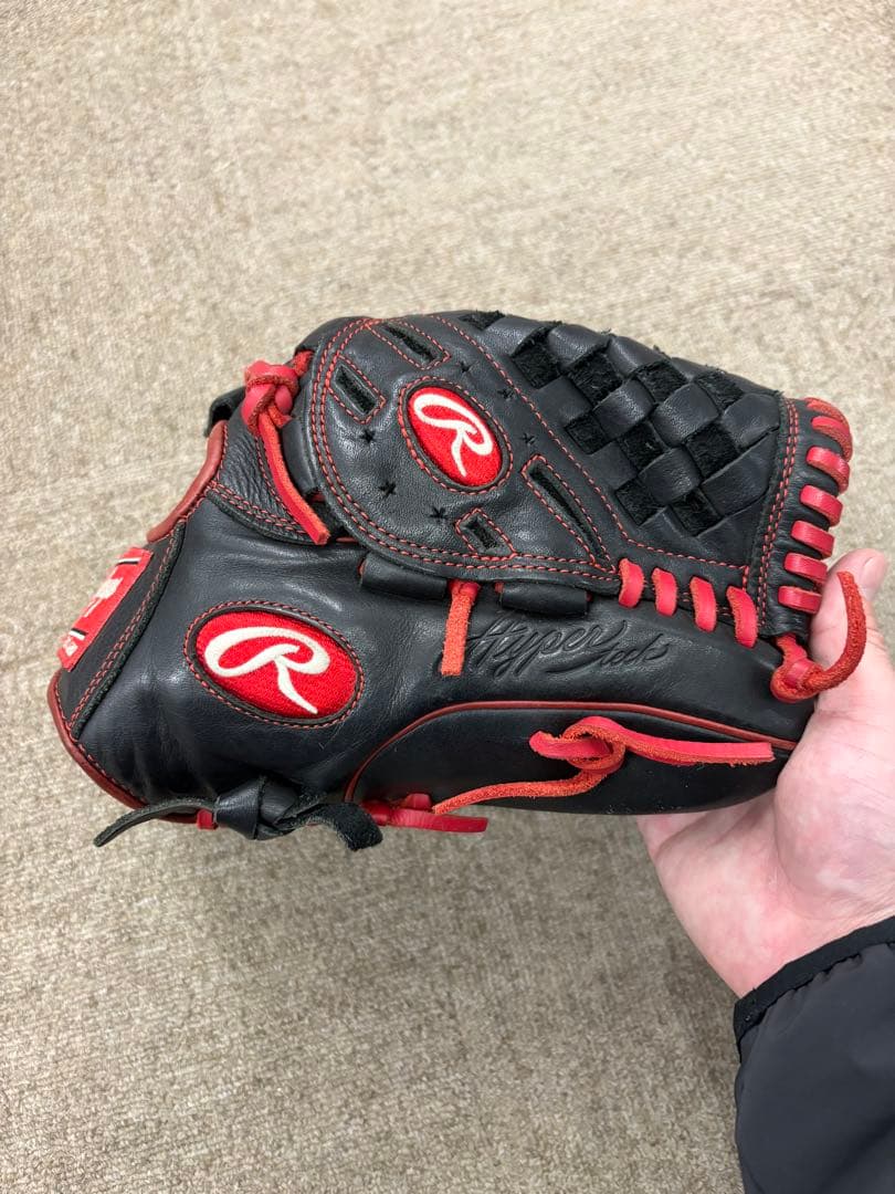 【極美品】Rawlings 軟式グローブ 黒/赤 大人用　ピッチャー用 純正品