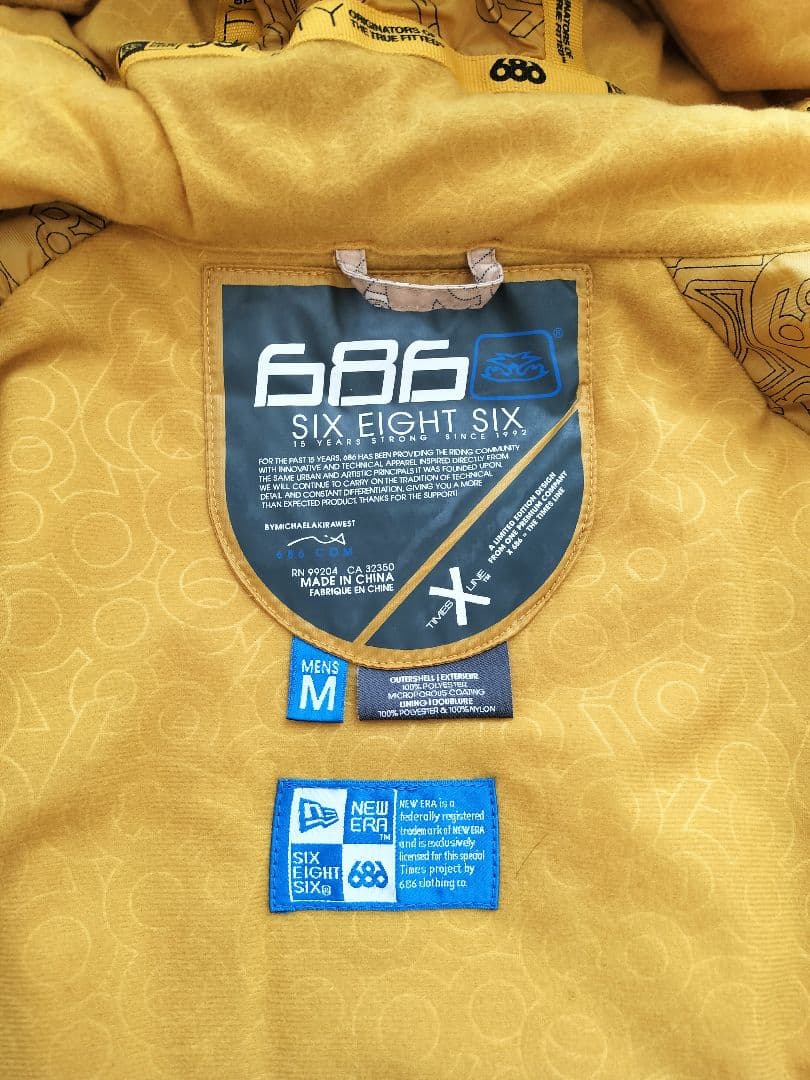 美品！NEW ERA 686 スノージャケット