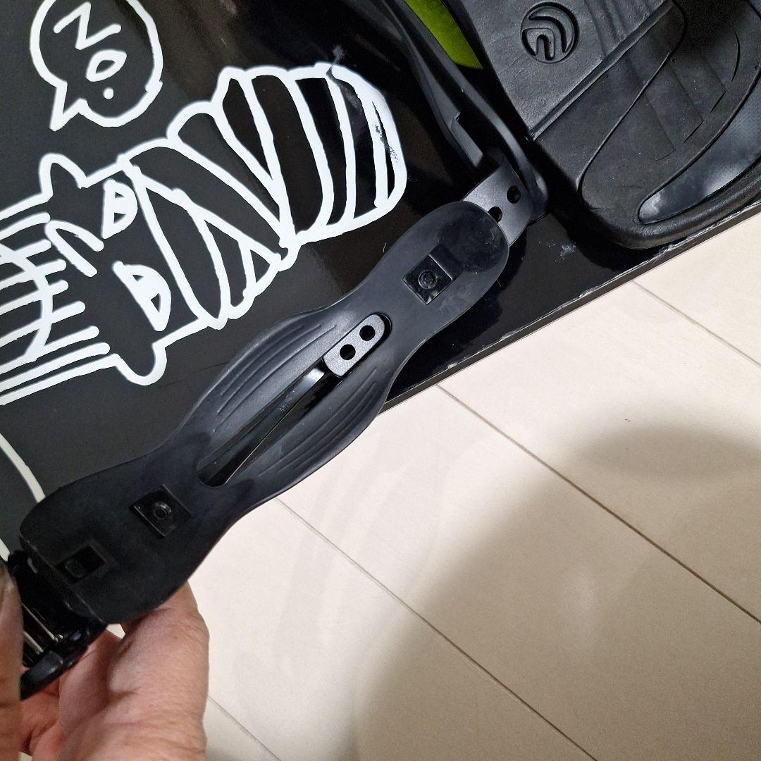 スノーボードセット　バタレオンデザスター１５１cm　フラックスDSビンディング