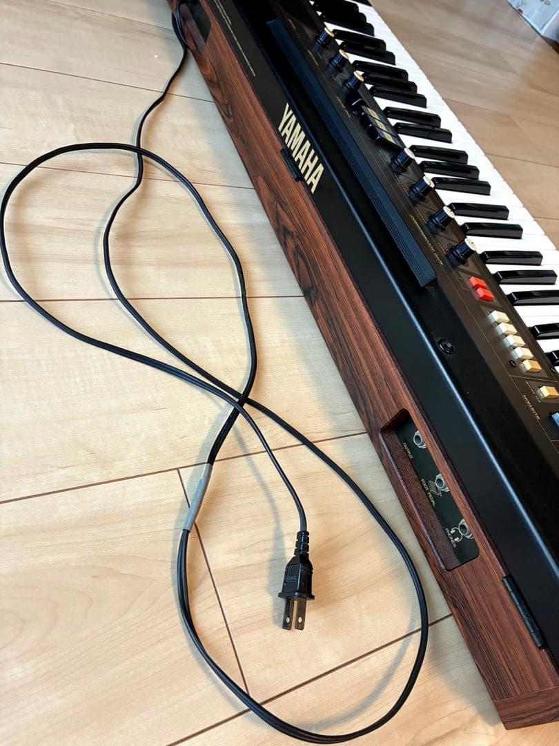 YAMAHA CP11 エレクトロニックピアノ 61鍵☆85000円☆キーボード