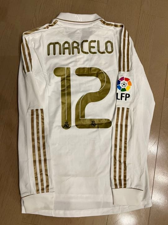 11/12 レアル・マドリード 全員直筆サイン #12 マルセロ選手支給品