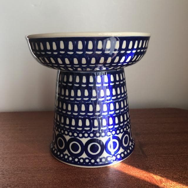 【限定品】北欧 ポーランド食器 おしゃれ 猫 犬 高さのある餌皿 フードボウル