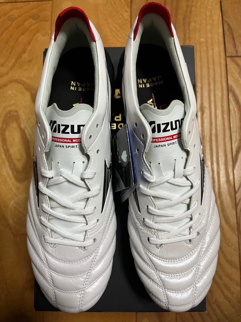 新品　超大特価　ミズノ　モレリア ネオ4 JAPAN 26cm W ①