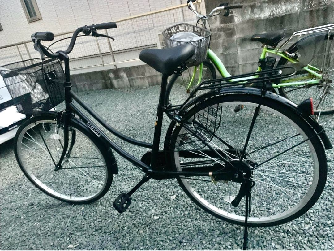 黒色 シティサイクル 26インチ 前バスケット付き