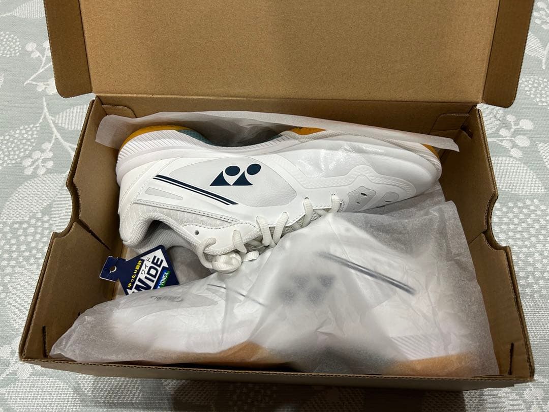 ヨネックス パワークッション 65Z SHB65Z4W 25.0cm