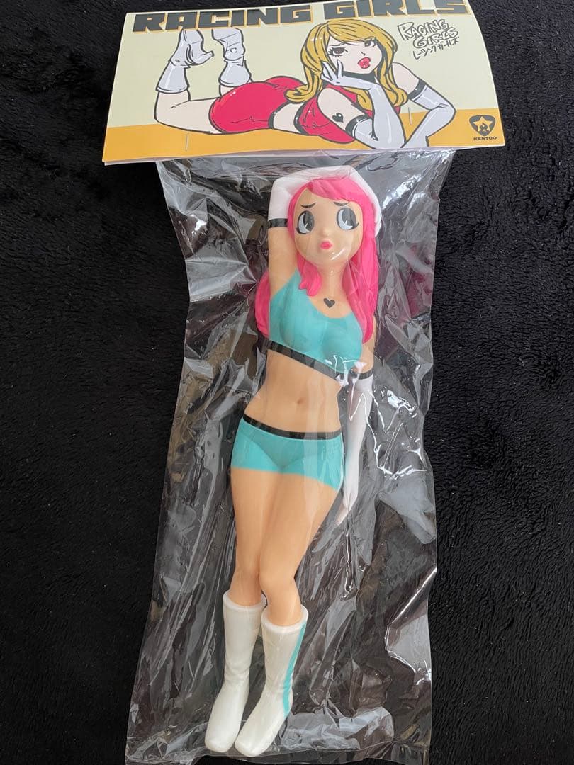 ステッカー付 KENTOO Racing Girls ソフビ フィギュア