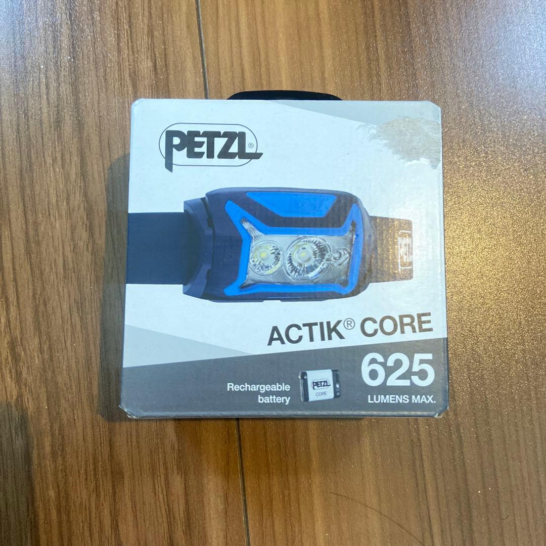 【新品 未開封】ペツルPETZL アクティックコア ヘッドライト625