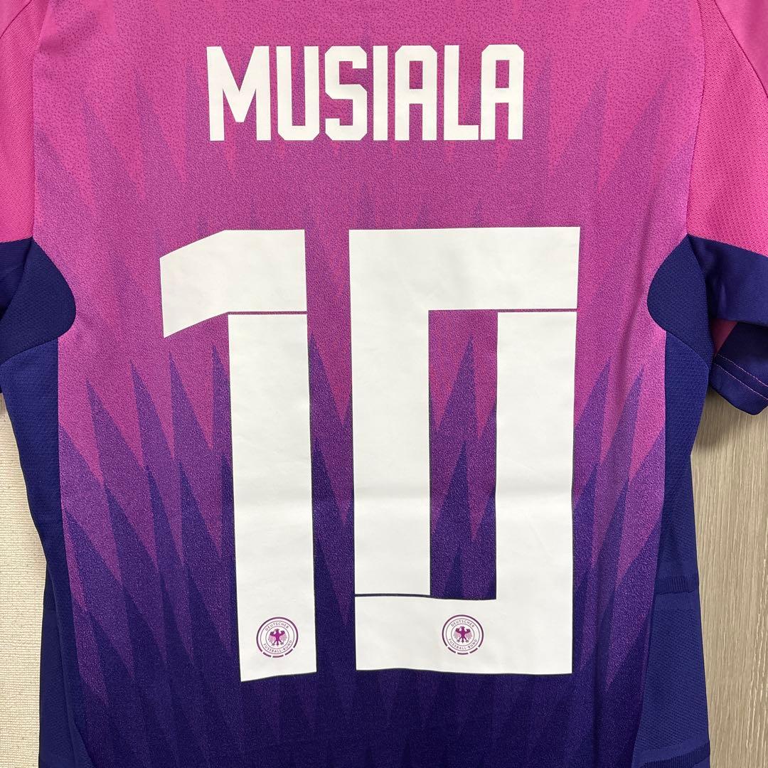 adidas ドイツ authentic uniform MUSIALA 10