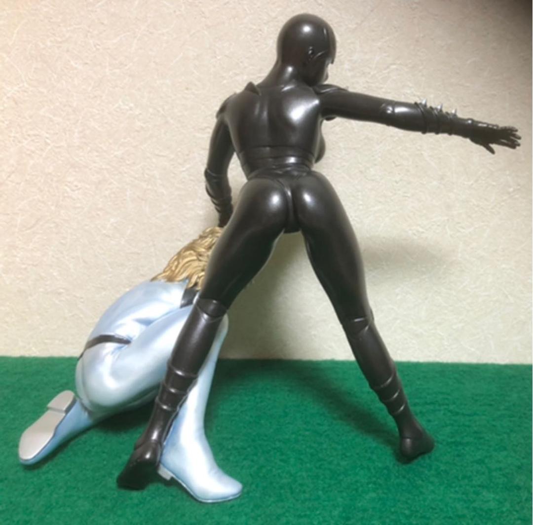 ボークス絶版ガレージキット完成品 \"漂流 第一章 欺満\" レディ&コブラ