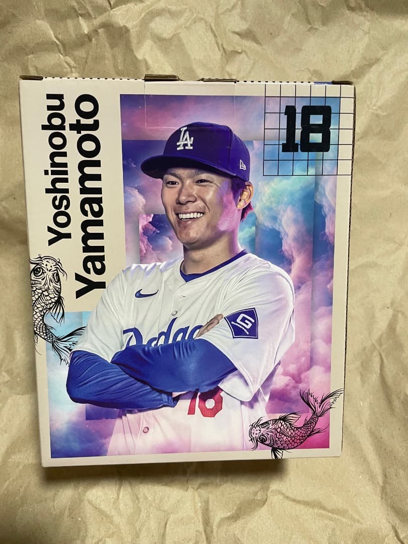 【未開封！】山本由伸 ボブルヘッドとヘルメット