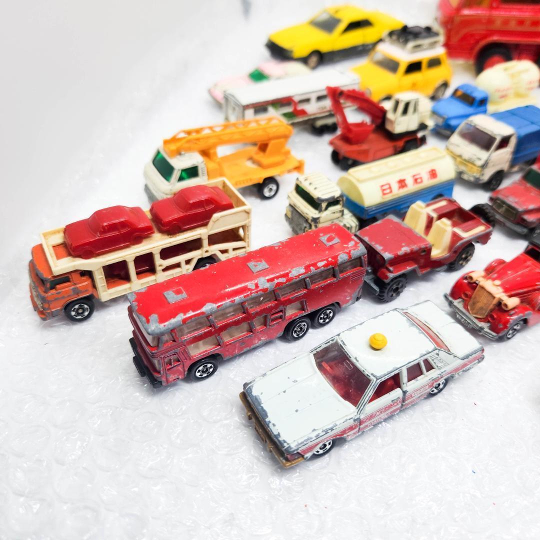 トミカ 日本製 セット トラック ダンプ スカイライン セドリック 消防車等