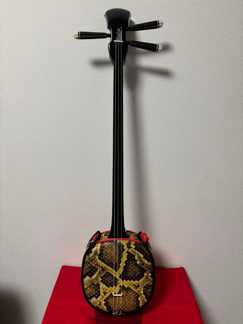 【美品】沖縄ちむぐくる三線　人工皮　初心者　送料込み　価格相談可
