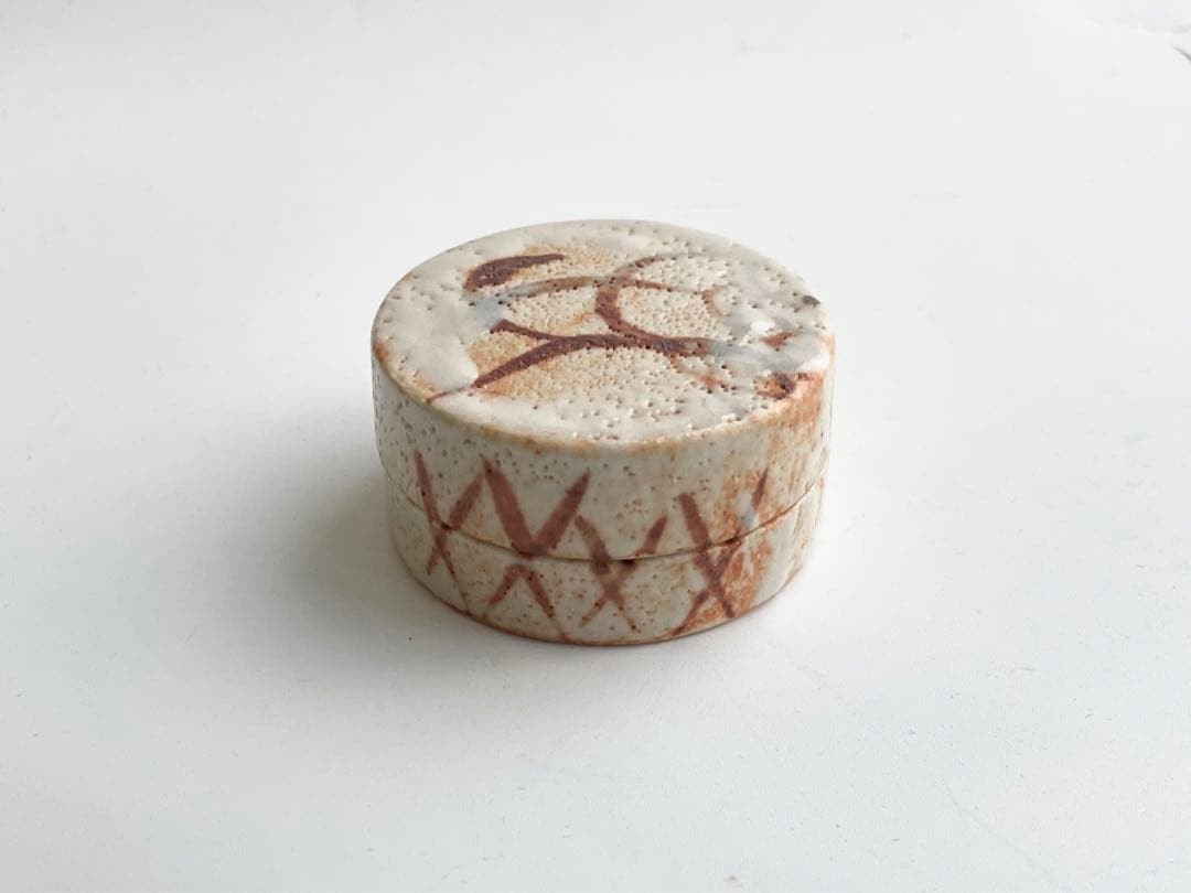 陶芸家　加藤光右衛門　志野　香合　志野焼　美濃　鵬雲斎書付　絵志野