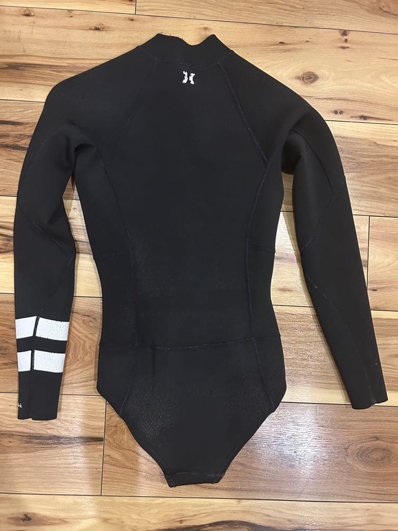 Hurley ロングスリーブウェットスーツ　 早い者勝ち❣️M size