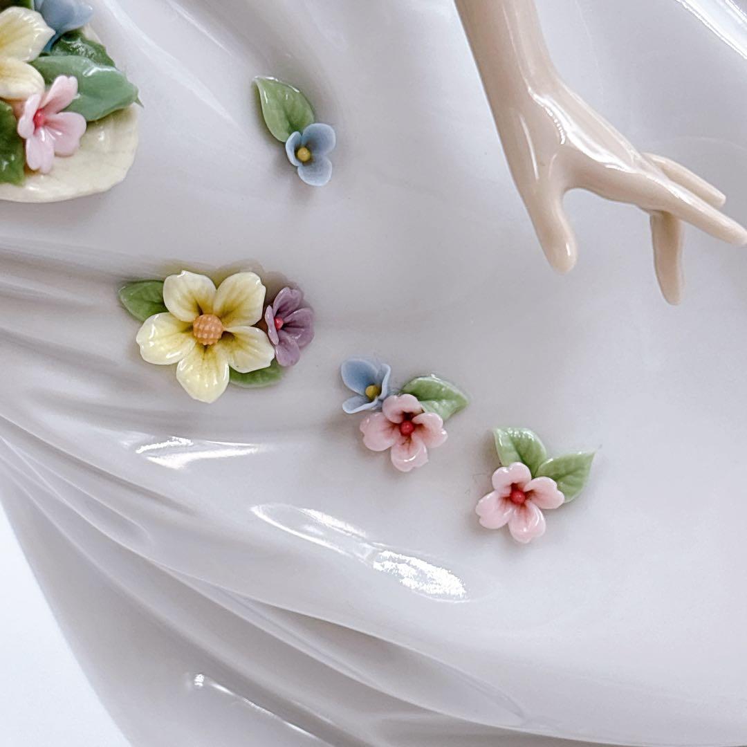 LLADRO リヤドロ 風のいたずら #6767